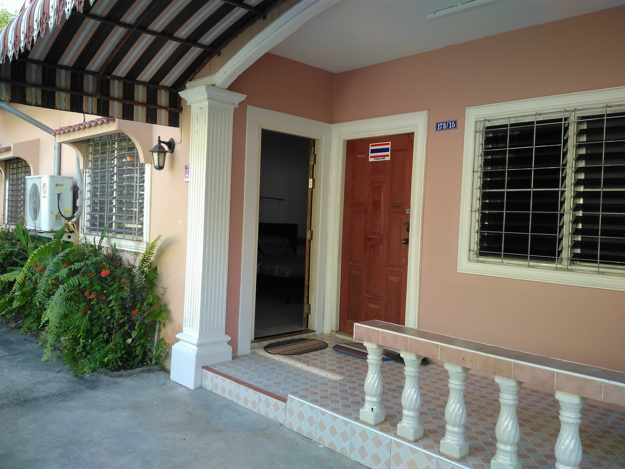 Studio With Aircon Apartment Phuket Exterior foto